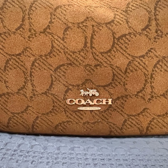 Coach Kailey Shoulder Bag
In Signature Suede - Picture 7 of 14